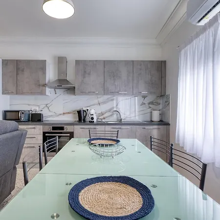 Lägenhet Charming 3br With Views & Wifi In Swieqi By 360 Estates