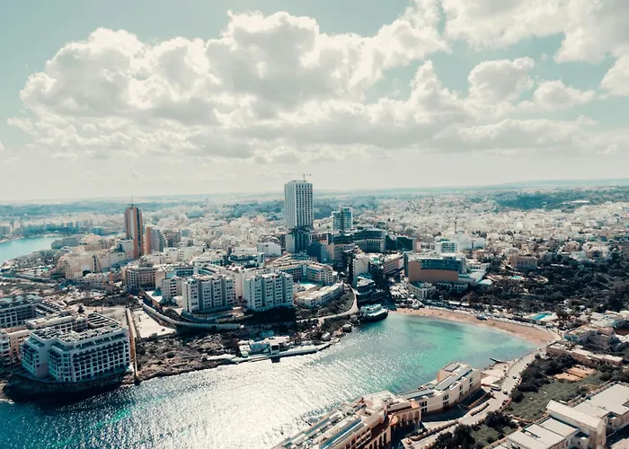 Appartement Charming 3br With Views & Wifi In Swieqi By 360 Estates