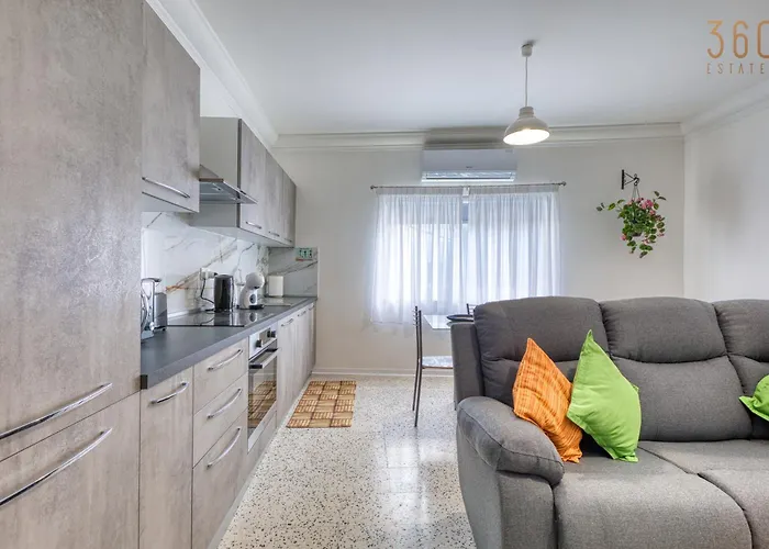 Charming 3br With Views & Wifi In Swieqi By 360 Estates *