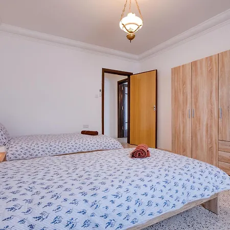 Apartment Charming 3br With Views & Wifi In Swieqi By 360 Estates