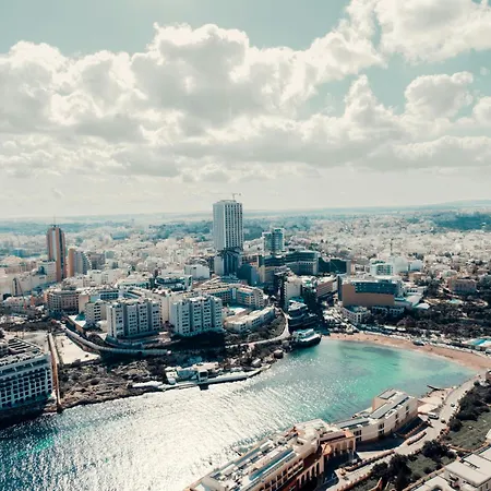 Apartman Charming 3br With Views & Wifi In Swieqi By 360 Estates