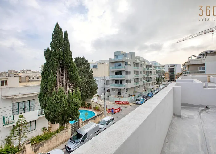 Charming 3br With Views & Wifi In Swieqi By 360 Estates * Is-Swieqi