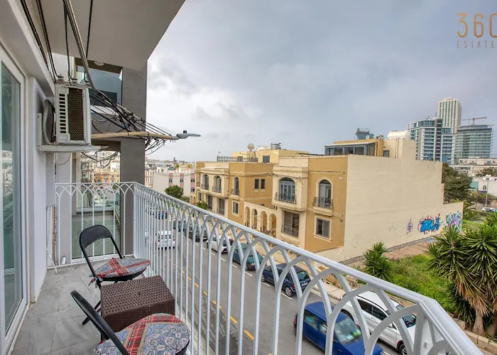 Charming 3br With Views & Wifi In Swieqi By 360 Estates