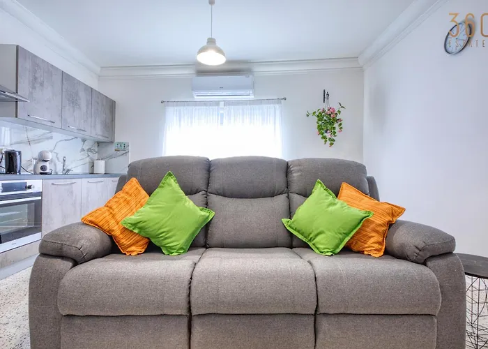 Charming 3br With Views & Wifi In Swieqi By 360 Estates Διαμέρισμα Is-Swieqi